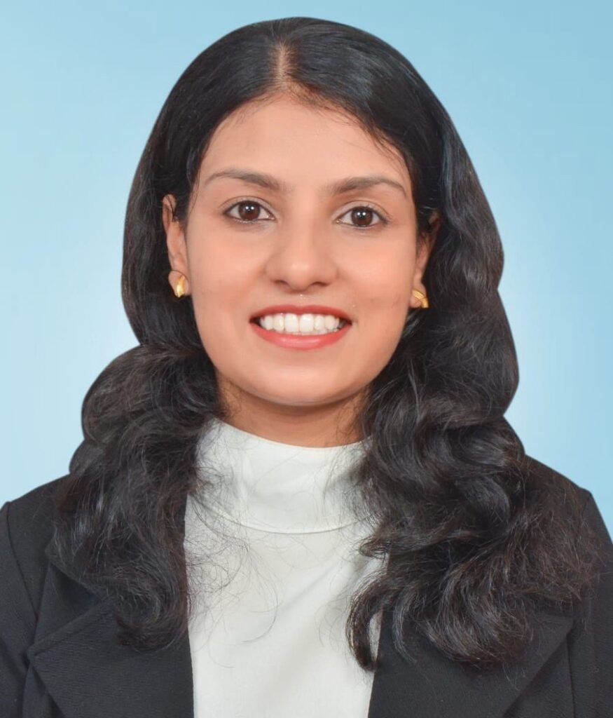 CA Komal Kabra